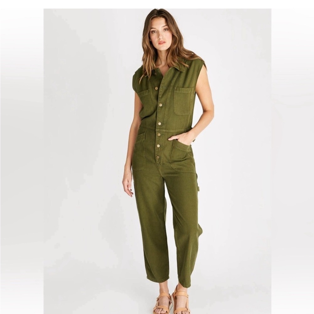 éTica | Women’s sleeveless Heidi olive-green jumpsuit. Size Medium